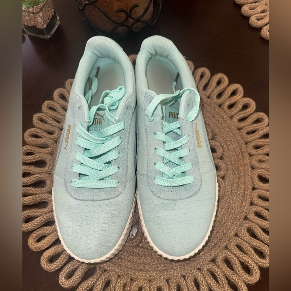 Puma Carina Sneaker Aqua/Mint Green Snake Print Women's Size 10 - Picture 9 of 11